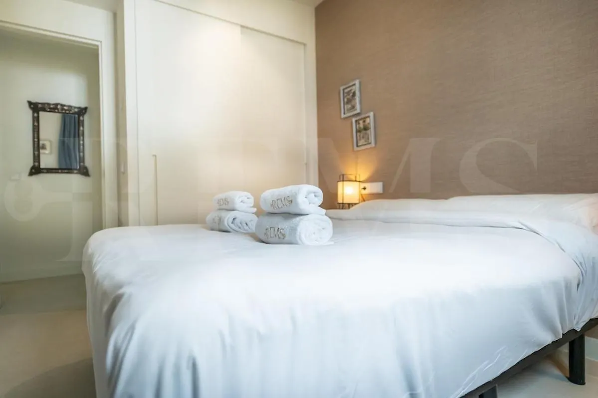 Seaside Escape With Views, Pool And Parking Rems Apartment Fuengirola Spain