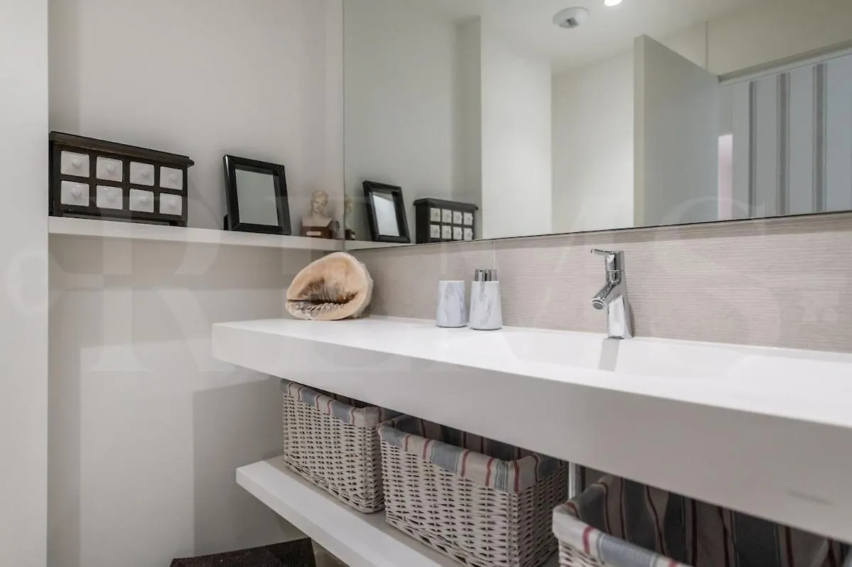 Seaside Escape With Views, Pool And Parking Rems Apartment Fuengirola