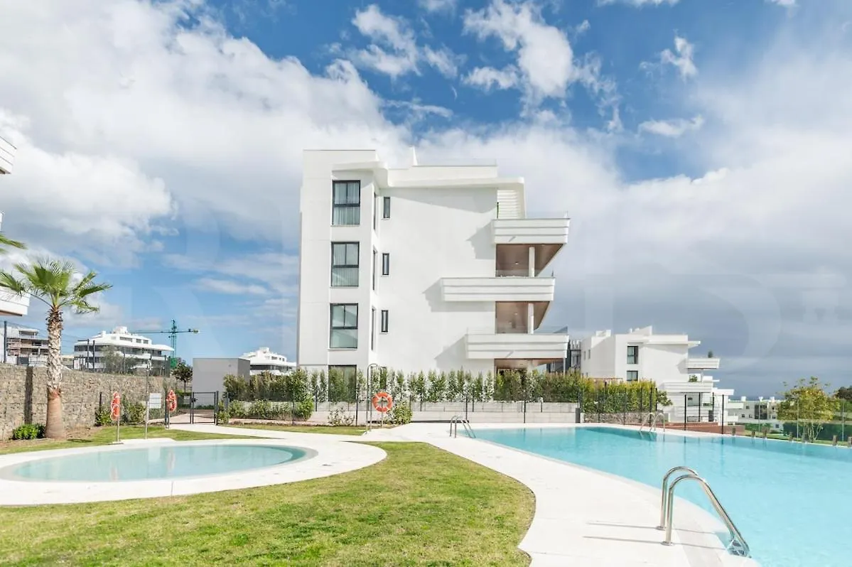 Seaside Escape With Views, Pool And Parking Rems Apartment Fuengirola